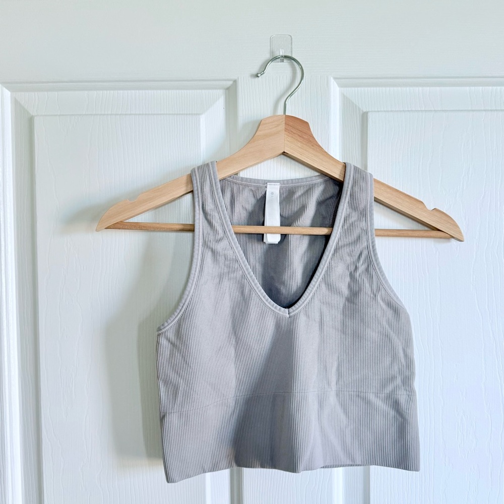 LOT of 5 Athleta Aurora Seamless Crop Rib Tanks Size Small - Picture 3 of 9